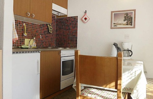 Taesch Apartamento | Castor und Pollux by Interhome