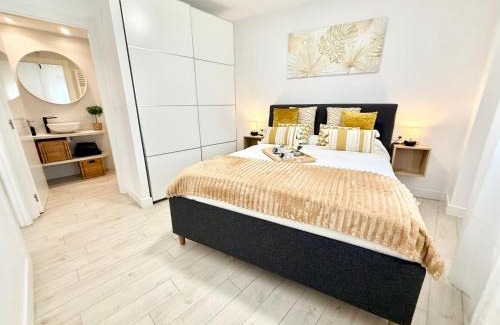 Castro Urdiales Apartamento | Castro Holidays - Apto B Nuevo Céntrico con Garaje Gratis