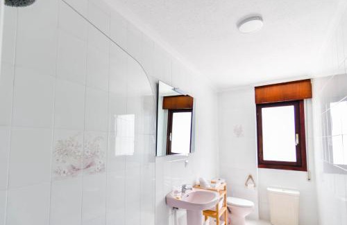 Hoznayo Casa | Castro Vizmaya, cómoda y amplia planta baja con jardín cerca de todo