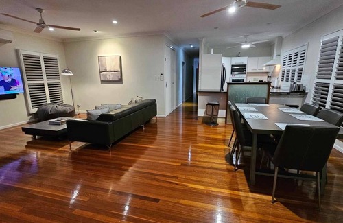 Palm Cove Apartamento | Casual Coastal 2 Bedroom Unit in Stunning Palm Cove