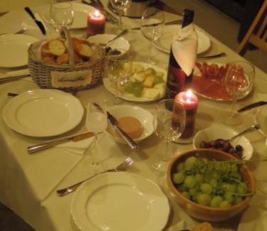 Cornu de Jos Casa | Casuta cu prieteni