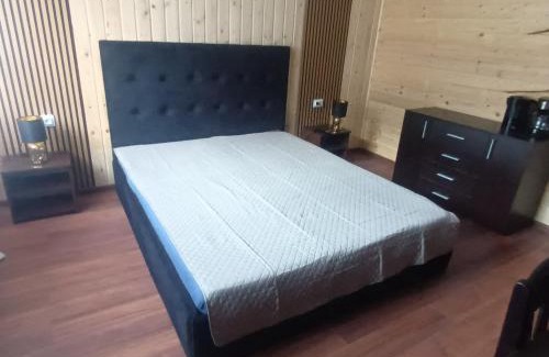 Jibert Cabina | Casuta D&M