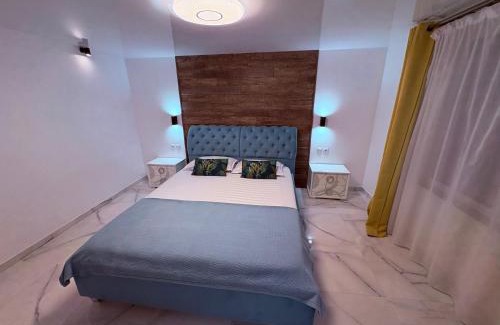 Roma Casa | Casuta din livada