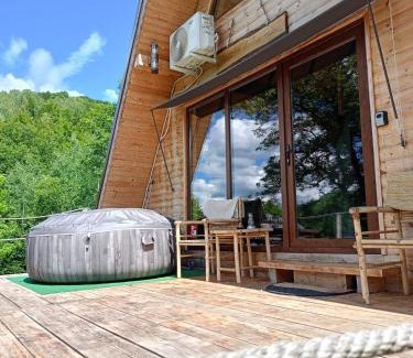 Blajeni Chalet De Esquí | Casuta dintre nuci