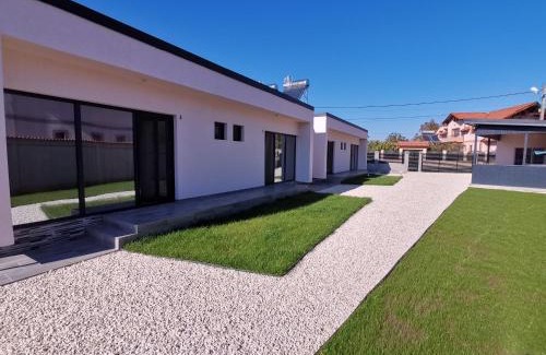 Corbu Casa | Casutele Amaliei