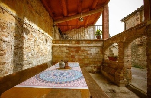 Gargalla Cabaña | Masia catalana del siglo XVII rehabilitada todo y conservar su esencia.