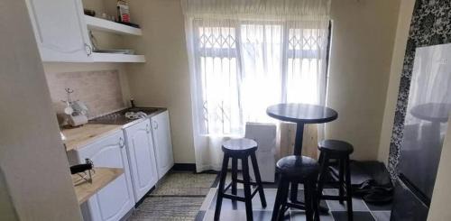 Hibberdene Apartamento | Catalina Bay Beach Retreat - Dolphin Inn