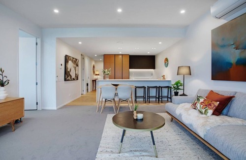 Hobsonville Apartamento | Catalina Bay Seascape with Bay Views and Carpark