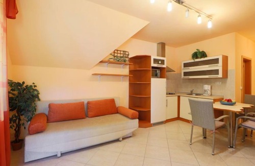 Balatonfoldvar Apartamento | Catalpa by Interhome