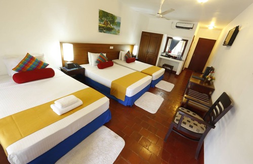 Negombo Hotel | Catamaran Beach Hotel