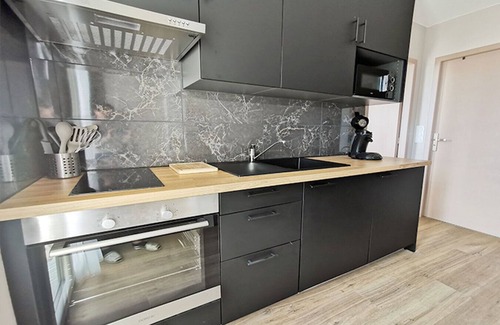 Moyen-Vernet Apartamento | Catana-Apartamento-Superior-Baño en la habitacion-Vista al Parque