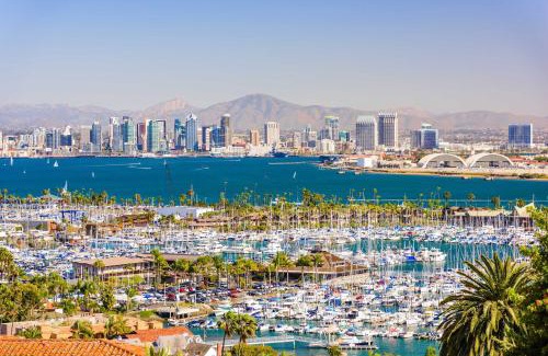 Roseville - Fleet Ridge Casa | Catch n' Relax on Nimitz- Minutes from the Harbor