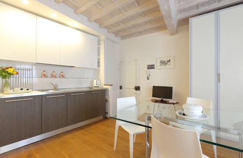 Santa Croce Apartamento | Apartamento Catedral Albizi 2 personas WIFI / aire acondicionado / estacionamiento