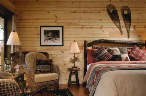 Field Cabina | Cathedral Mountain Lodge