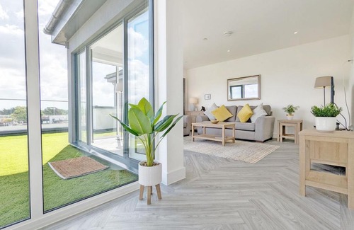 Chichester Casa | Cathedral View