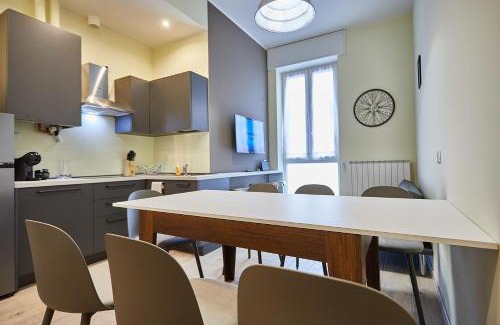 Lecco Apartamento | Cattaneo 65 3 bedrooms 5 minutes from lake and station w parking