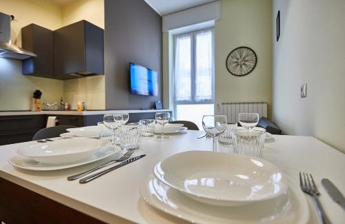 Lecco Apartamento | Cattaneo 65 3 bedrooms 5 minutes from lake and station w parking