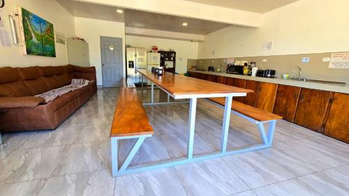 Monteverde Hotel | Cattleya Family
