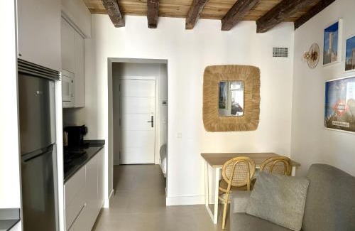Barrio de La Latina Apartamento | CavaBajaSuites 2
