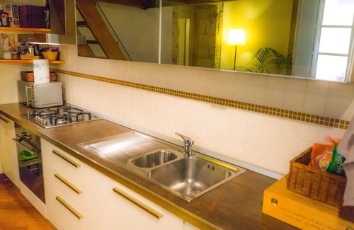 Historic Castle District Apartamento | CAVALLERS - High ceilings vintage flat in the Castello quarter - IUN P1306