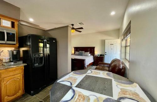 Pinnacle Peak Casa | Cave Creek Cozy Casita - Mesquite