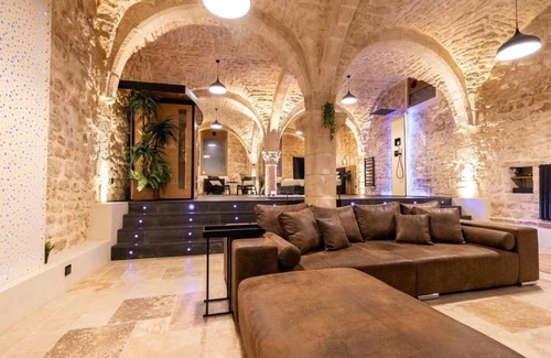 Auxerre Apartamento | Cave et Spa Privatif by Xela