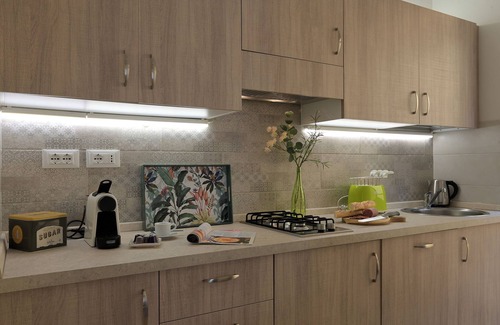 Salo Apartamento | Nuevo apartamento de tres habitaciones cerca del lago y en el centro de Salò