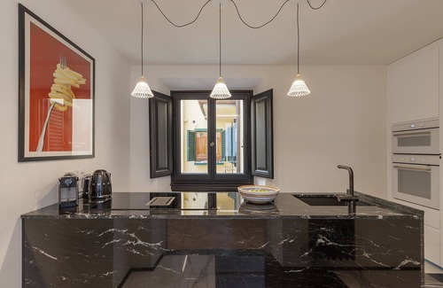 San Lorenzo Apartamento | Cavour 83 Prestige House, 3 bedrooms and 2 bathrooms