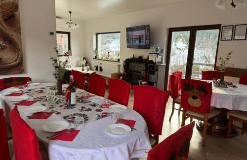 Colibita Casa | Cazare Colibița Casa Lipan cu jacuzzi, foișor și loc de joacă