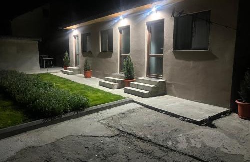 Corbu Casa | CAZARE JASMINA