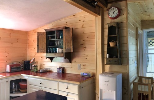 Cazenovia Cabaña | Cazenovia Lake Cottage