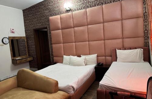 F-8 Sector Casa | CB Boutique Family Guesthouse