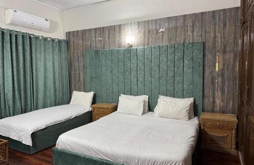 F-8 Sector Casa | CB Boutique Family Guesthouse