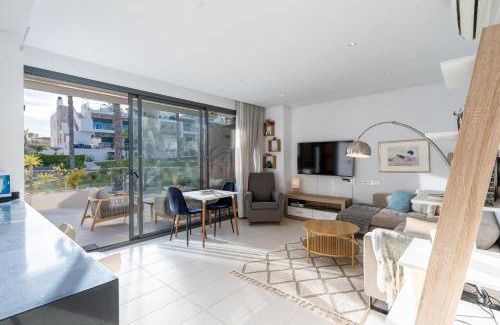 Los Altos Apartamento | Ceñuela - Lush Haven by United Renters