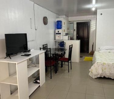 Cebu Apartamento | Cebu City Studio Condo Unit-WIFI-A/C-Hot Shower-(U302)