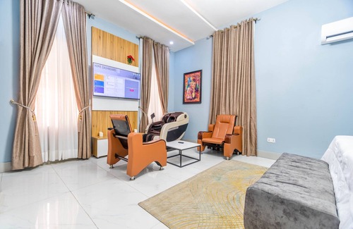 Ofin Casa | Cecilia Homes Luxury 3 Bedroom duplex “we built your dream home” (3 Bed Duplex)