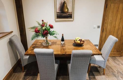 Halifax Casa | Cedar Barn - Uk33352