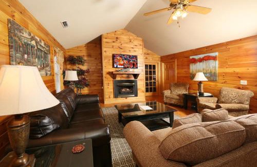 Pigeon Forge Chalet De Esquí | Cedar Falls #8