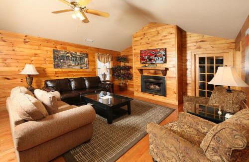 Pigeon Forge Chalet De Esquí | Cedar Falls #8
