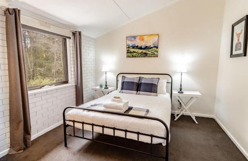 Bright Casa | Cedar Holiday Units - Apartment 4