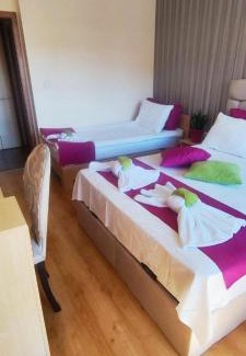 Shiligarnika Hotel | Cedar Lodge 3/4 Apartment Paradise