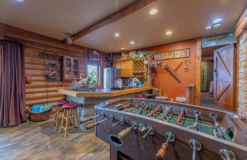 Bella Vista Casa | Cedar Lodge - Lake Front Retreat and Resort