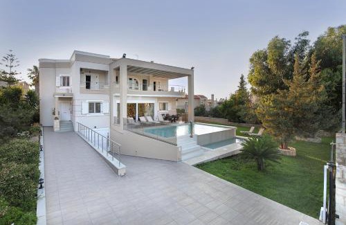Kounoupidiana Villa | Cedar Tree Villa