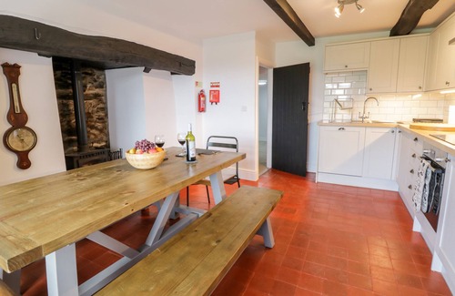 Talsarnau Cabaña | CEFN GWYN, pet friendly, luxury holiday cottage in Harlech