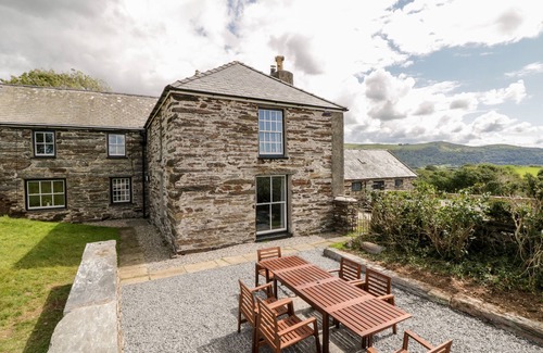 Talsarnau Cabaña | CEFN GWYN, pet friendly, luxury holiday cottage in Harlech