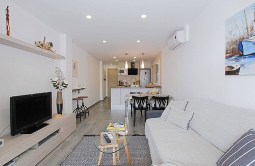 Canet de Mar Apartamento | Cel i Mar Canet · Apartament w/terrace and sea views