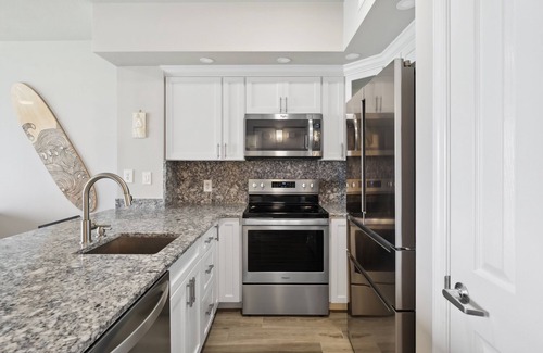 Miramar Beach Condominio | CELADON BEACH RESORT by HAVEN BEACH RENTALS~GULF FRONT Bedroom! FREE Beach Chair Service! Quiet West End