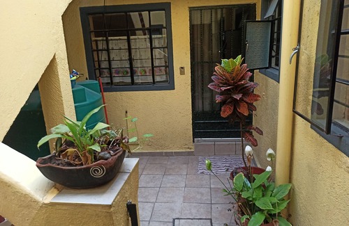 Villa de Guadalupe Casa | Amplio departamento, excelente ubicación