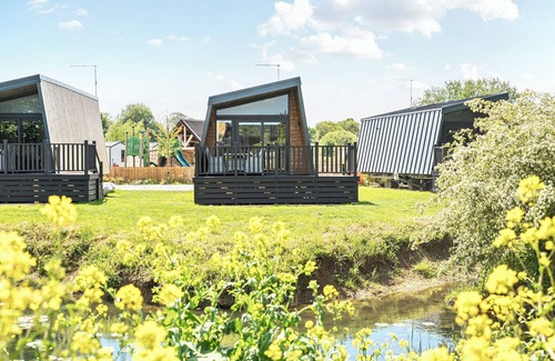 Great Billing Cabaña | CELESTIAL SKYLIGHT - BILLING AQUADROME in Billing Aquadrome Holiday Park