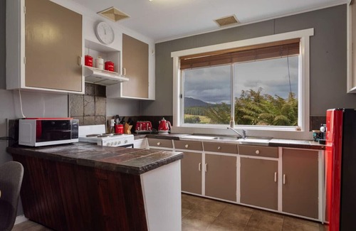 Scottsdale Casa | Celtic Cottage, central to Barnbougle & Derby MBT